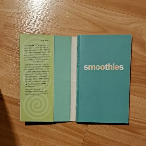 3/$10 Books - Smoothies Recipe Book with Lime Cover - Picture 2 of 3